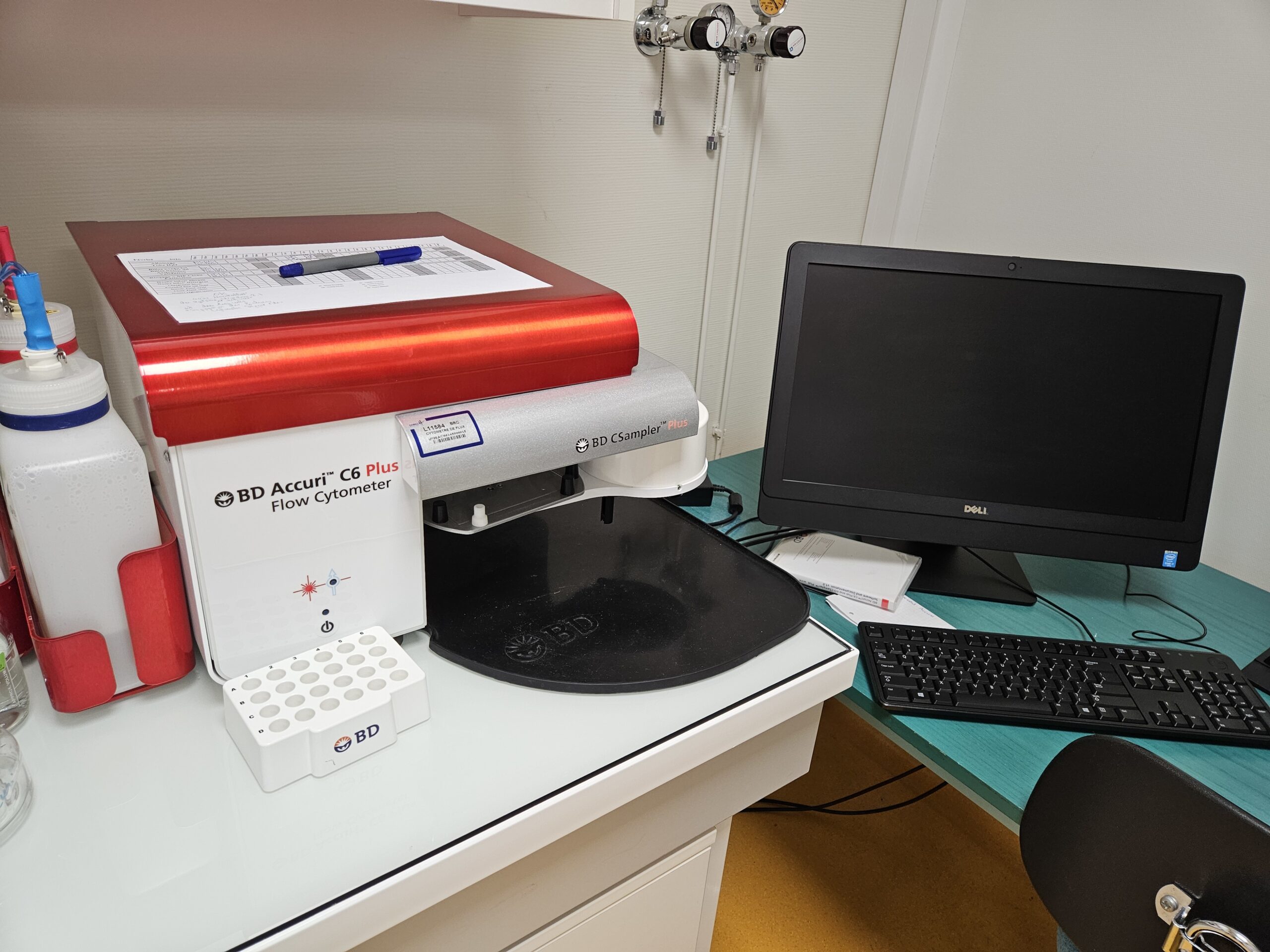 Cytomètre Accuri C6 Plus – BD biosciences